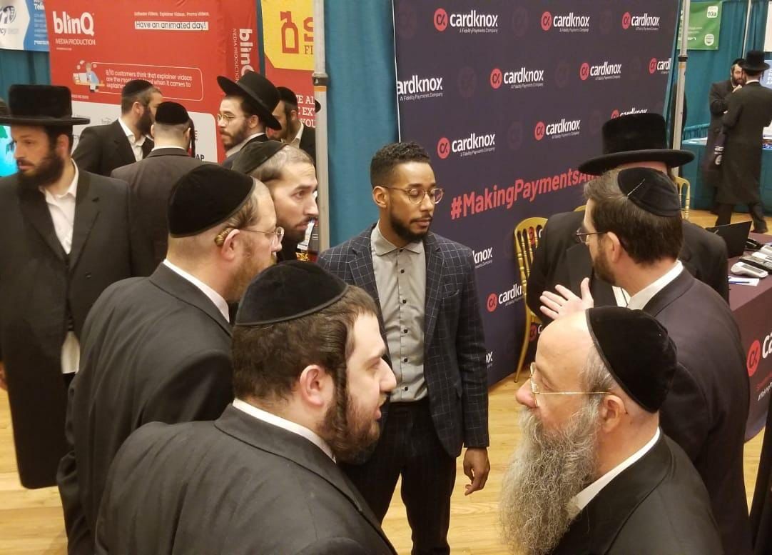 CentralBobov's tweet photo. Was a pleasure hosting our elected officials at the Bobov Business Expo where dozens of Yeshiva graduates had an opportunity to present their business for like minded people.
Thanks for your participation and support.
#Bobov https://t.co/AkvfI9ypy6