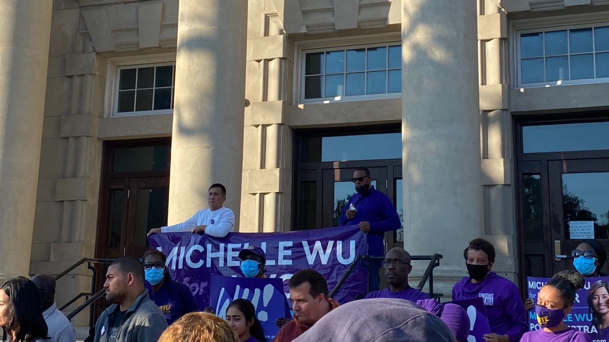 SuffolkVoice's tweet photo. New in Features: "A Conversation with the Wu Campaign"

Writer Cameron Curtis attended a Beacon Hill event for mayoral candidate Michelle Wu in October. Curtis talked with a campaign organizer who emphasized some of Wu's top issues, including housing, rent control, public transit https://t.co/iNd9Obt0fd