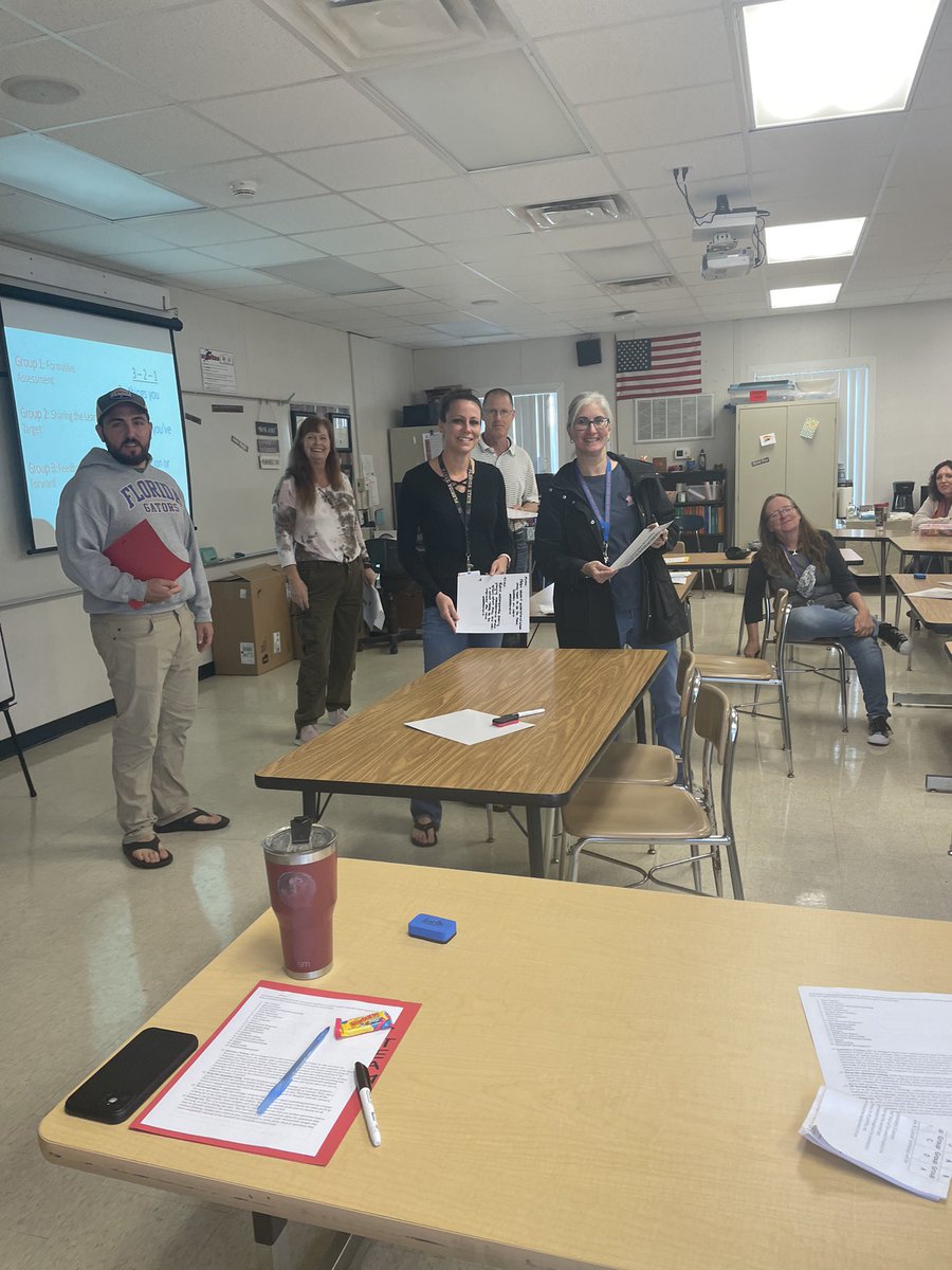 SRMSCowboys's tweet photo. The next session was about Student Engagement and was led by Ms Tobias and Mrs Sturgeon. #sdircpdday https://t.co/1dBGofM9oE