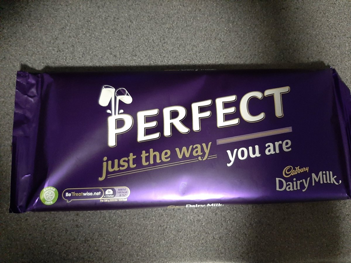 mrs_chalk's tweet photo. Feeling excited by the very generous gift I received from my #SecretSaint today....should I share it? Or hide it from my kids? 🤔 Thanks to @angeliggielia for organising once again! 👏 x https://t.co/hYvt6ZfMj7