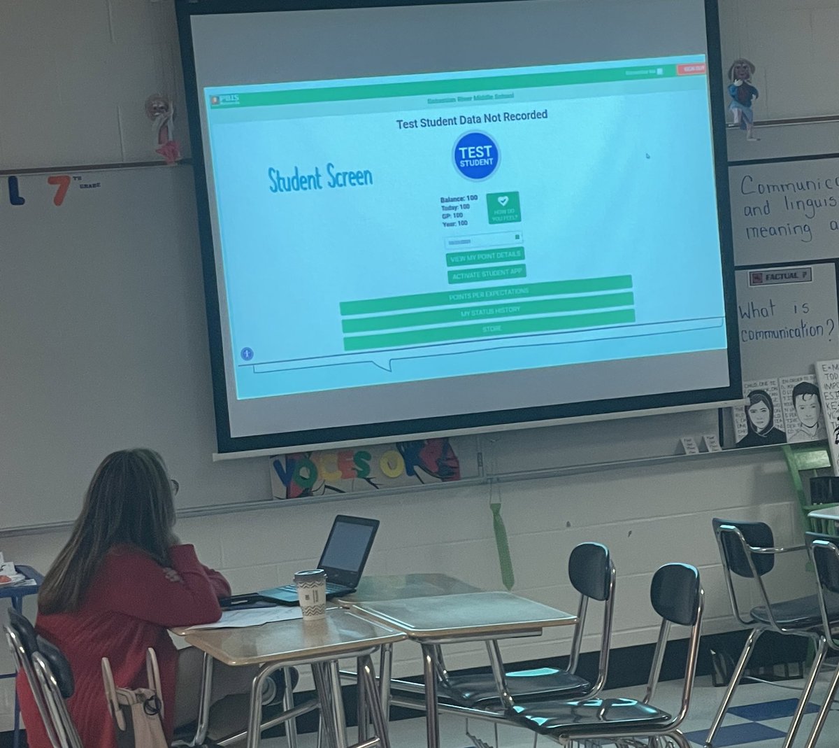 SRMSCowboys's tweet photo. @PBISRewards was the topic of our next session with @KarenPagan313 and @MsMicheleHolmes where teachers focused on recognizing students for meeting classroom behavioral expectations. #sdircpdday https://t.co/i3BPnpTxUe