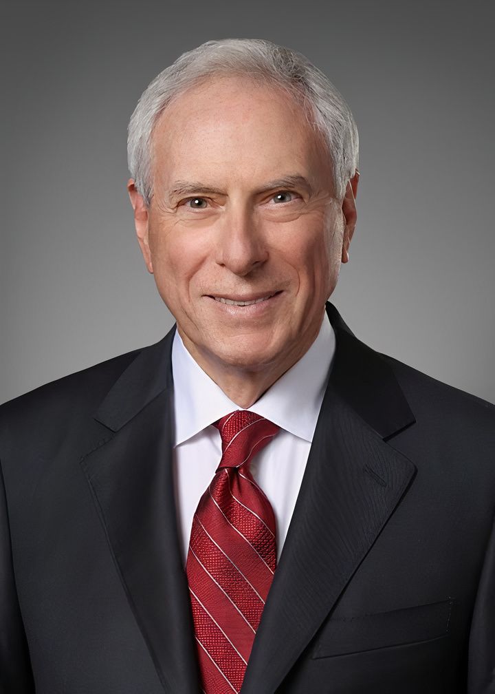 Stratolaunch's tweet photo. We are honored to welcome industry leaders Daniel Goldin, longest tenured @NASA and Dr. Kamiar Karimi, former Senior Technical Fellow at @Boeing to our Board of Directors. Learn more: https://t.co/ocKeKPp2z4 https://t.co/rnQ9GGgxzw