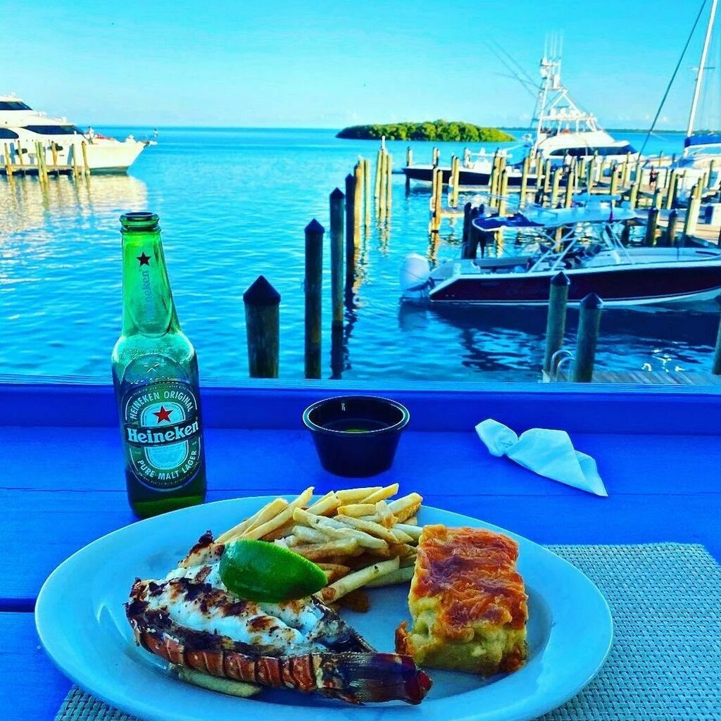 BigGameClub's tweet photo. Dinner 🔔 

Thanks • @___youngb For sharing last night’s dinner from BGBG.

#realbimini #lobsterdinner #biminibiggameclub #bimini #bahamaseats #bahamasfood #bahamianfood https://t.co/5aA6MqfA4Q https://t.co/6sTn0sV1Jb
