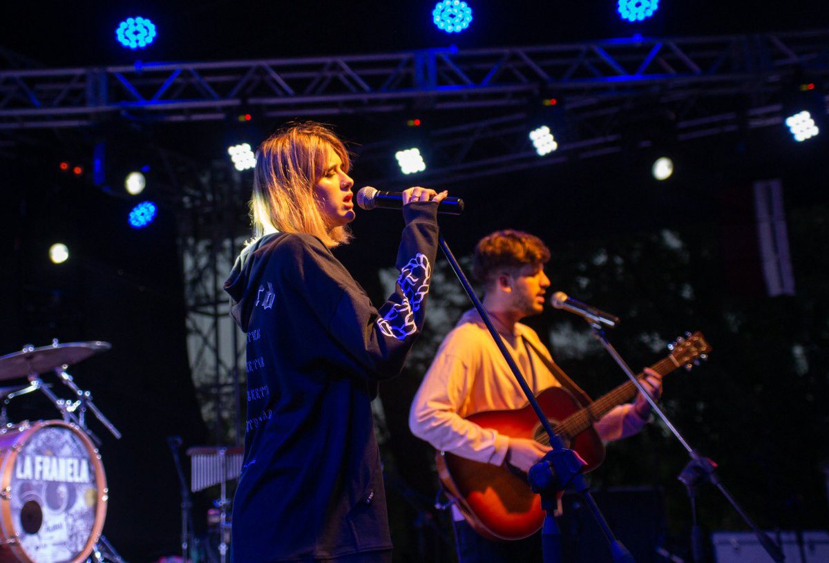 tavobruno's tweet photo. Una gran feria de emprendedores locales y vecinxs de nuestra ciudad. Amigxs y familias pudieron disfrutar de musica en vivo, escuchar a nuestros artistas locales y bailar  con la presencia de @la_kompe_ y @lafranelaoficial. https://t.co/dG2bz3bfY1