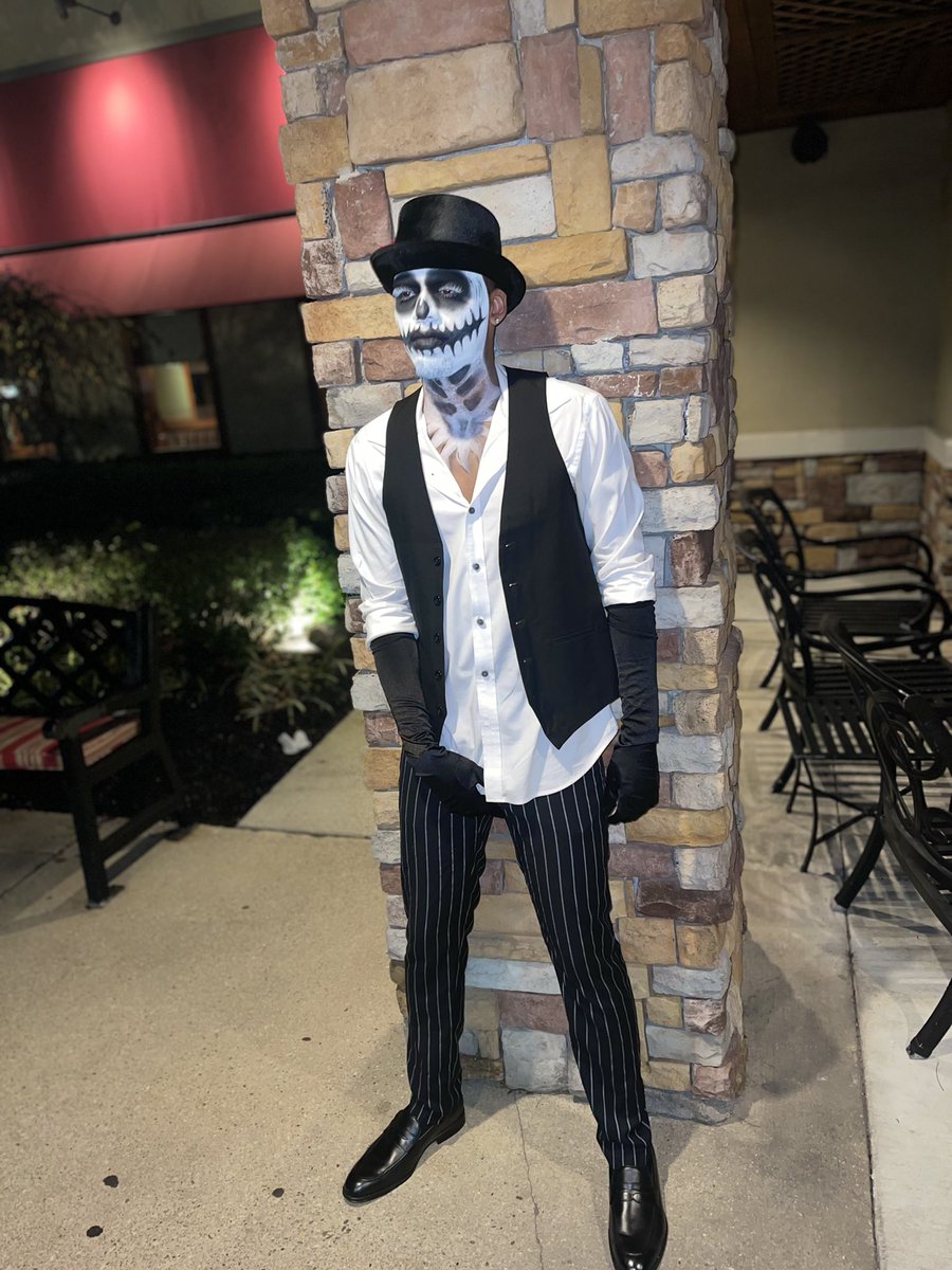 yungmooo's tweet photo. #halloween2021 https://t.co/3oRnLpxM0c