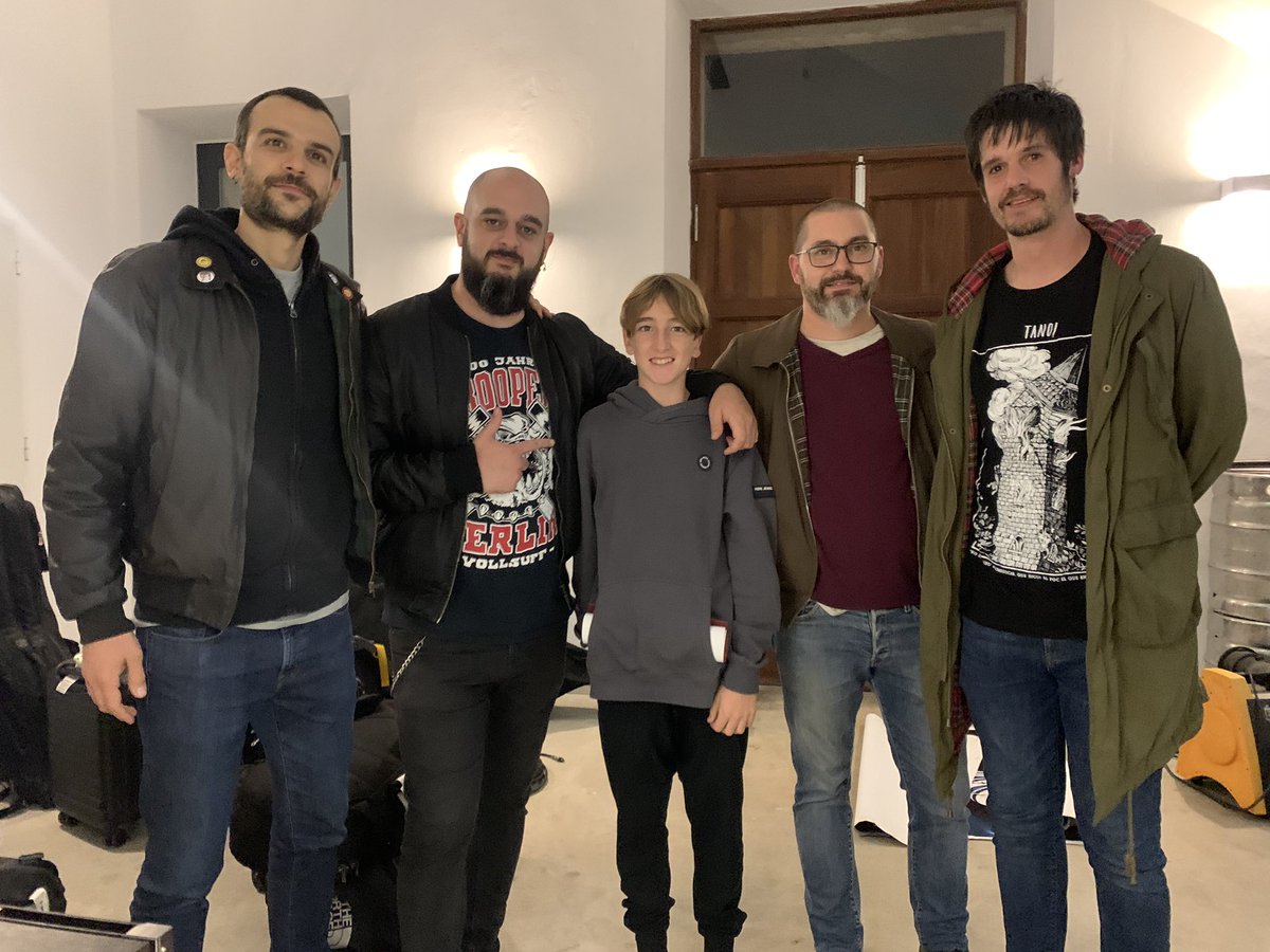 ToniCabo's tweet photo. @HFMNCREW @leatherfest @CrimPunkrock Gràcies 🙌🏻🙌🏻🙌🏻  CrimPunkrock.
Sempre benvinguts a Mallorca!
Leatherfest Rock Festival 2021. https://t.co/FhifPleieI