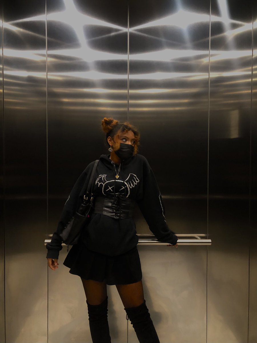 bunnico_'s tweet photo. im hot , your loss 🕺🏾
      -#dttwtselfieday 
          -rt pls https://t.co/ISSwmEZmdQ