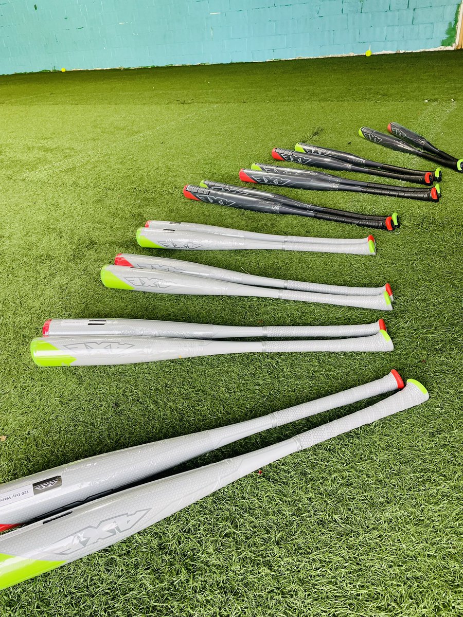 FairfieldMarlin's tweet image. Super Pumped up for our athletes!! We got 4 New sets of Softball Trainers and 4 more sets of Youth Trainers @AxeBat!!! Time to hit it hard and train with intent! It definitely pays to be an Official Axe Bat partner!! #TrainWithPurpose #IntentDriven