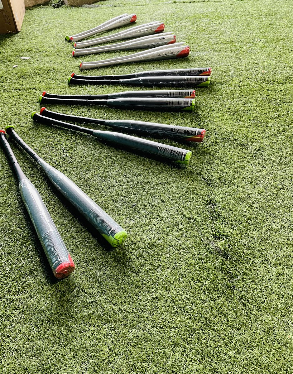 FairfieldMarlin's tweet image. Super Pumped up for our athletes!! We got 4 New sets of Softball Trainers and 4 more sets of Youth Trainers @AxeBat!!! Time to hit it hard and train with intent! It definitely pays to be an Official Axe Bat partner!! #TrainWithPurpose #IntentDriven