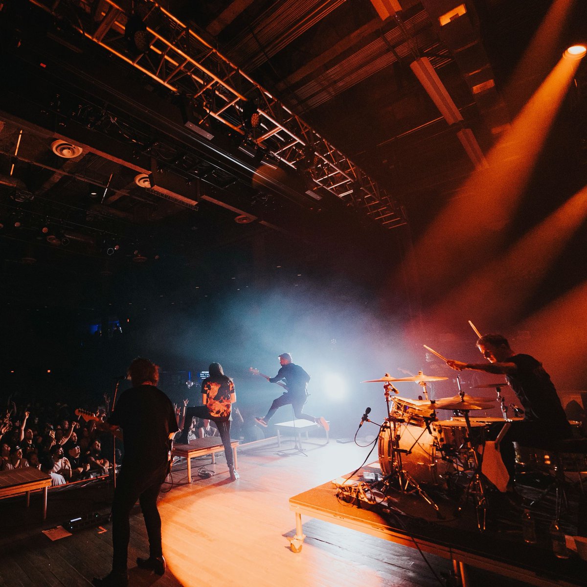 WageWar's tweet photo. 🎫 WAGE WAR GIVEAWAY 🎫

Come see us in Dayona Beach, FL! We’re giving away an autographed WW drumhead, WW T-shirt, and WW wall flag alongside 2 VIP passes to @RockvilleFest.

Contest runs through Sunday, November 7. Enter to win here: https://t.co/oOrl7QD5vQ https://t.co/6z7GzPkMC0