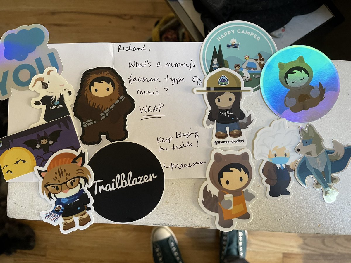 RichAlava's tweet image. Thanks for the great stickers!….my first Chewie-Astro!!…Thanks to @themomdiggity4 @SMStickerSwap #SpookyS4 … love this #Ohana community!