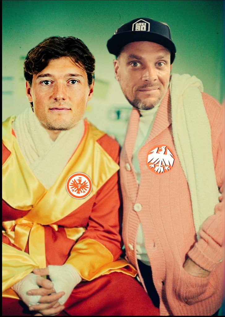 YeboahsZeuge's tweet photo. @FUSSBALL2000 Was bei Sow Dank @basti_red ein gutes Omen war, wird mit #TeamLammers sicher nochmal funktionieren 🔥🦅gut Ding braucht Weil, wie der Portugiese sagt 😜 #Fussball2000 #SGE #Eintracht https://t.co/RmhBFkL1pO