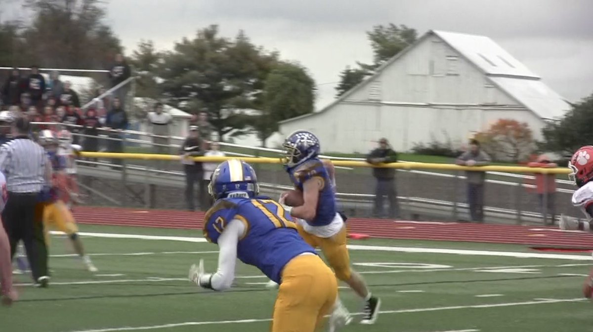 RT if Maroa’s Kile Campbell had the best #POTW! Winner gets a @Spfldclinic prize pack. Ends at 10pm!