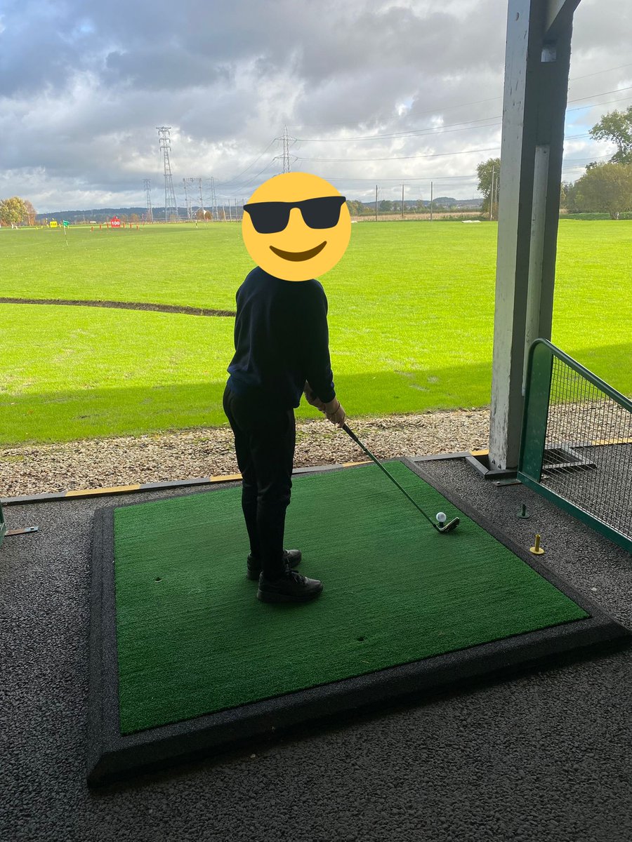 ServiceStirling's tweet photo. Learning new skills while regulating! β³πββοΈ#SportsatSISS #Millhall #SISS https://t.co/x5frR333Xy