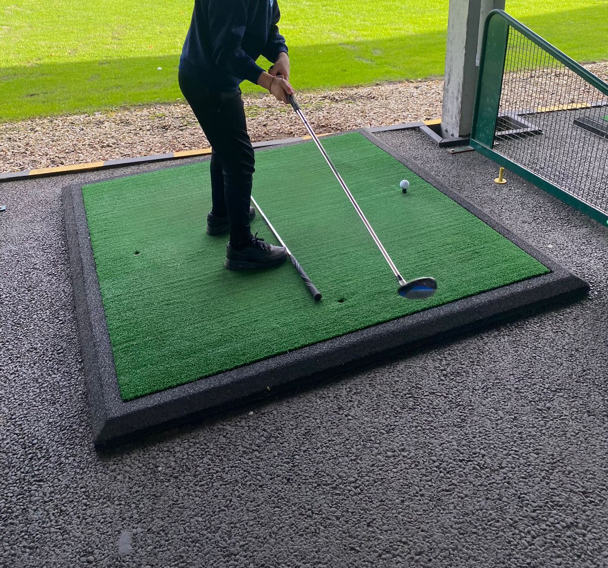 ServiceStirling's tweet photo. Learning new skills while regulating! β³πββοΈ#SportsatSISS #Millhall #SISS https://t.co/x5frR333Xy