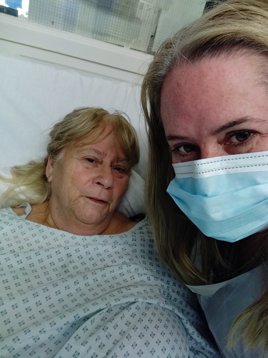 smallhallmel's tweet photo. Hello @Collabro I was supposed to be taking my mum to your cell ncert at the @dlwp this evening but unfortunately she's recovering from a heart attack in hospital. She's so gutted. You are her favourite singers. https://t.co/49HughoB61