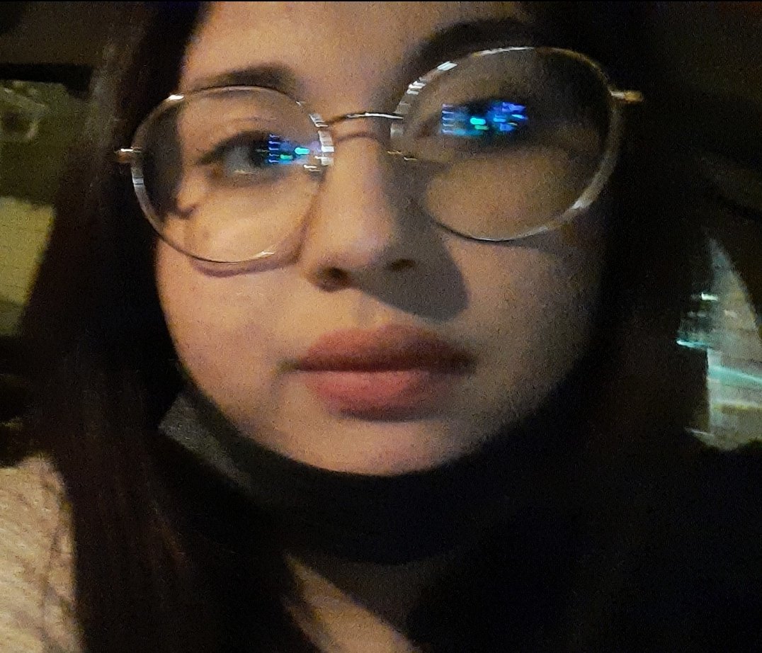 lowkpopstan's tweet photo. En retard mais oklm #TAEHYUNG #ARMYSelcaDay #ARSD https://t.co/rIIa9BKK9v