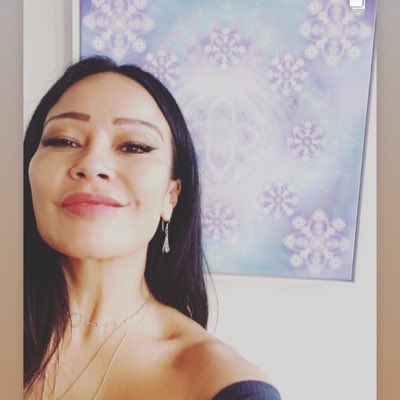 I’ve updated my healing therapy website… take a look! Headhuntress.me #Codeofsupremeabundance #sacredgeometry #chakrahealing #bioenergyhealer #vibrationalmedicine #traumatherapy