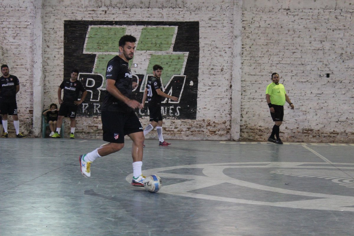 asoexacvd's tweet photo. 📸 de la 6ta fecha #ElExaSomosTodos #EnBuscaDeLaGloria🏆 

@atletic07 vs @Roma09exacvd https://t.co/K7N4uZstGY