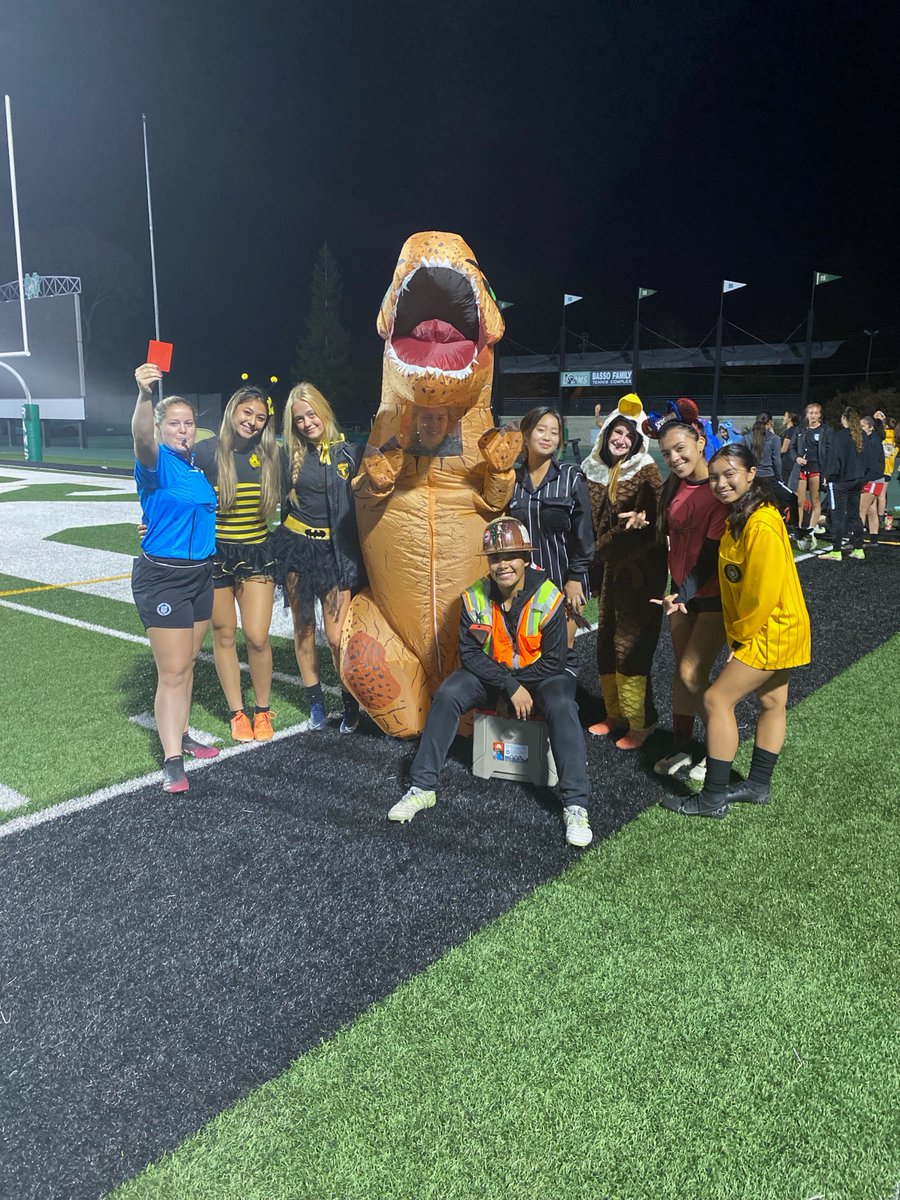 sanjuansouth's tweet photo. Great week of fun, family and soccer⚽️🎃🏆 #sanjuansouth #BetterTogether https://t.co/r4iBzIhoJ6