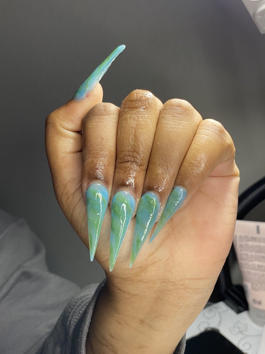 lyahdc_'s tweet photo. Itโs Giving Mother Nature ๐๐ฆ
Plus it glows ๐ฅณ
#uwg #uwgnails #uwg25 #uwg24 #uwg23 #uwg22 #atlnails #explore #carrollton https://t.co/UerkAtdv9W