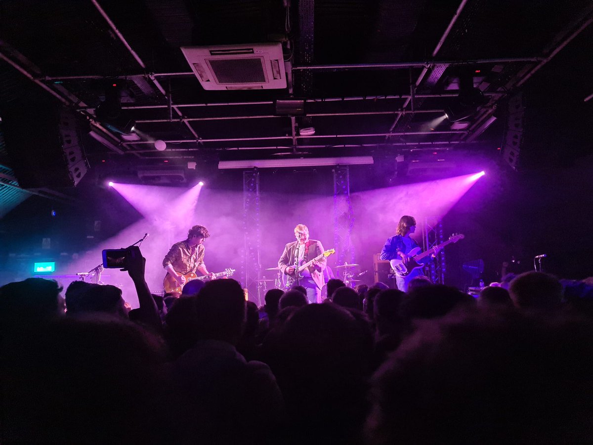WN35Music's tweet photo. NEW PODCAST 🔥 @RobLee559, @kieran_makin and @LordJames_14 discuss @TheLathums and @samfendermusic both bagging No.1 albums, @liamgallagher's new record and Knebworth gigs, the @nbhdweekender line-up and @KasabianHQ and @tommeighanHQ!

LISTEN NOW 🔈 Visit https://t.co/5siVxYkG7o https://t.co/UANAnzJ28U