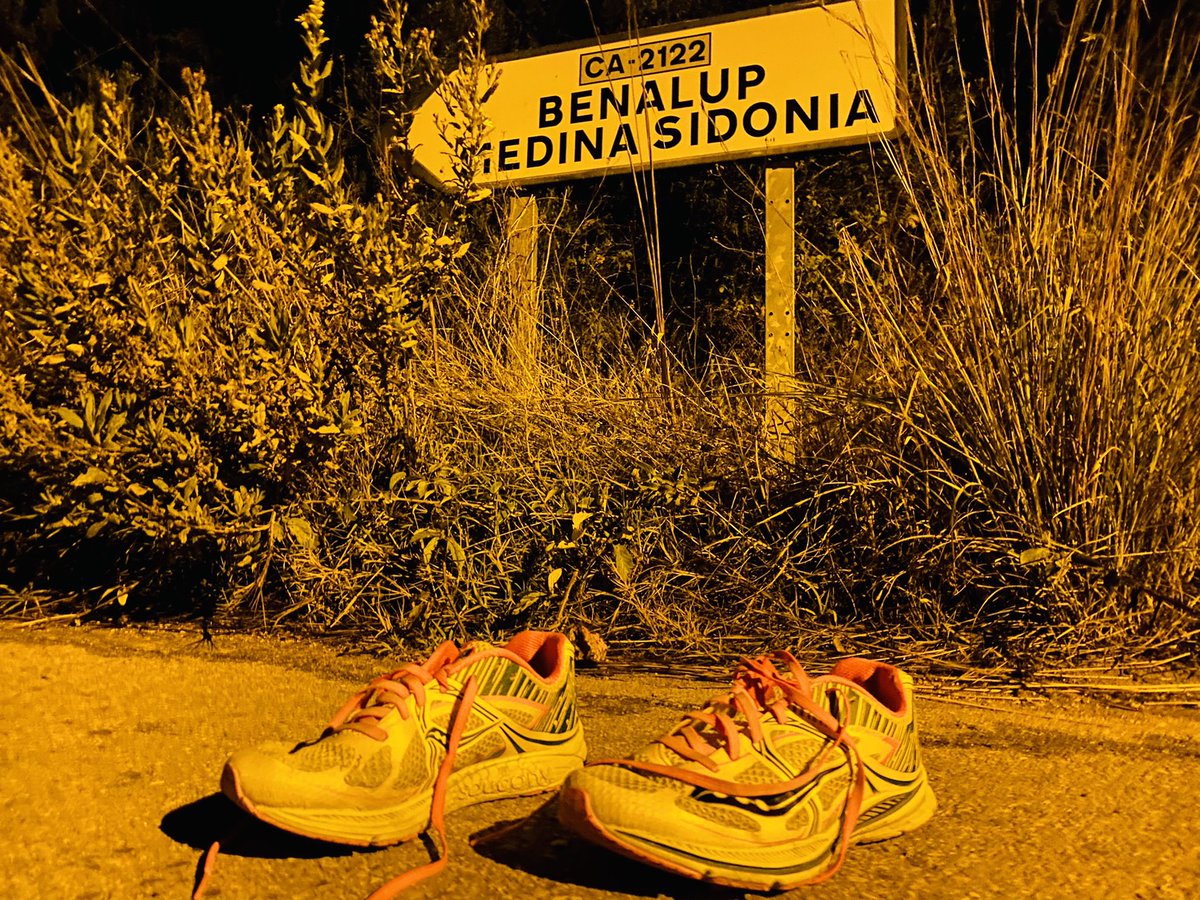 meleromj's tweet photo. Correr? Zapatillas, una dirección y a rodar…
#runningvejer https://t.co/0kVee41ux6
