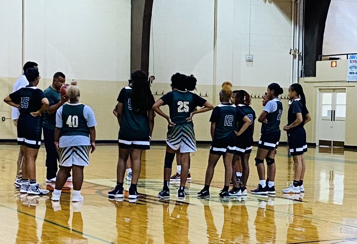 JCMLadyCougars's tweet photo. 1st day of practice

 “TSSAA tells us when the 1st day of practice is. The people in this circle determine when the last day of practice is.”
~Coach Shutes

#jcmcougars #rebirth #notstartingjustresuming https://t.co/wrHYXKoAvS