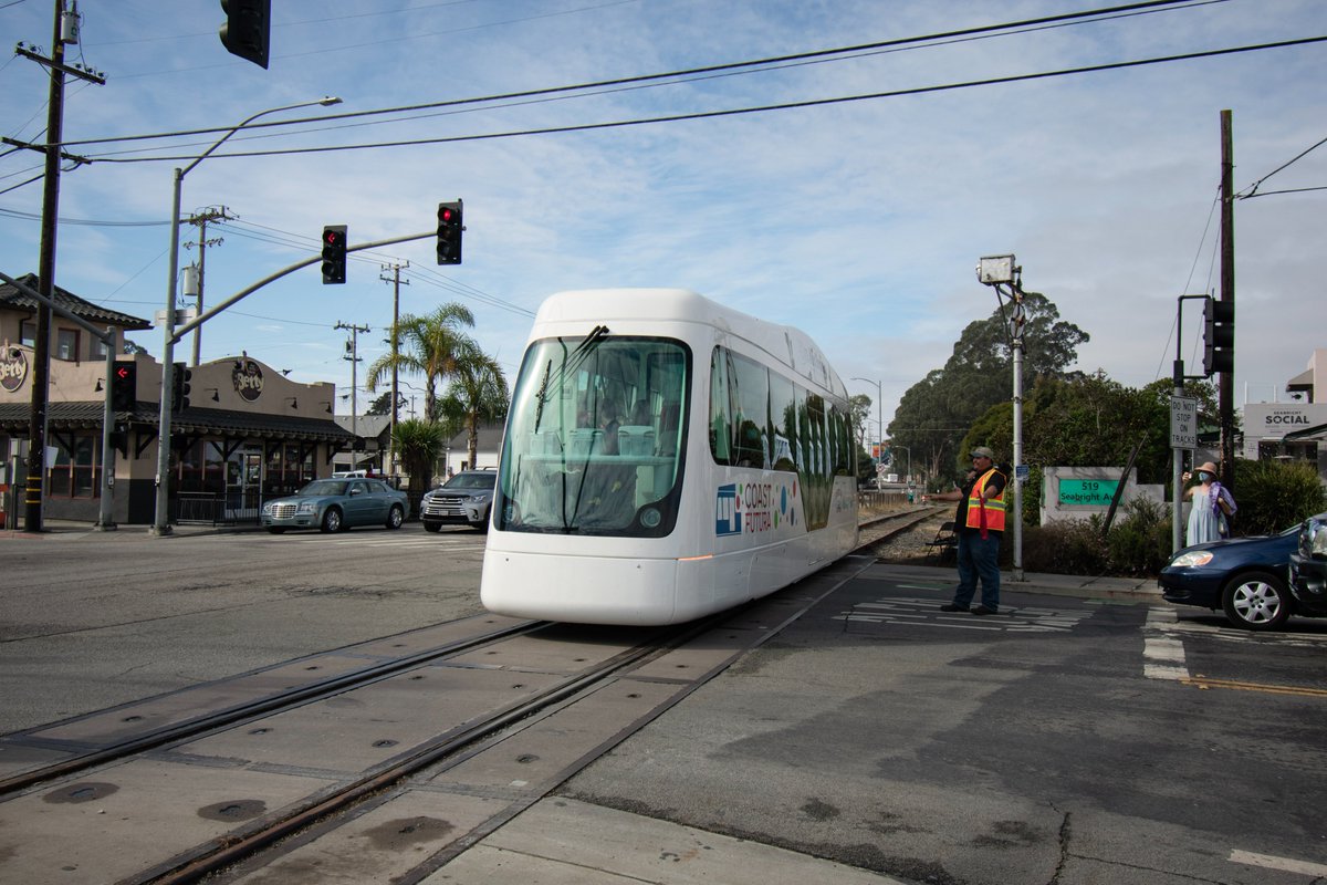 CoastFutura's tweet photo. #DidYouKnow The #CoastFutura streetcar inspires #caroptional living. Providing a #commuter streetcar between North and South County would enhance public transportation by enabling an alternative to automobile traffic, parking and a car-centric lifestyle. #santacruz #watsonville https://t.co/07cK2uZjdb