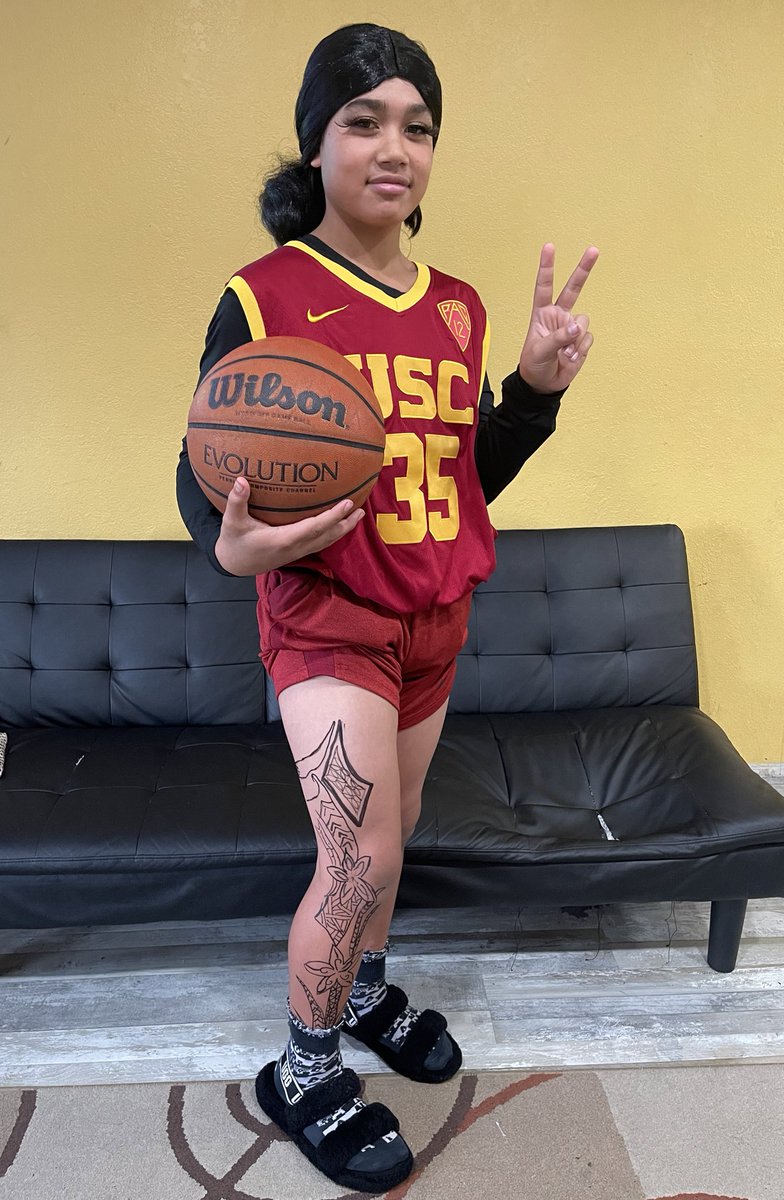 alissa_pili's tweet photo. my lil brother y’all… https://t.co/8YcJB6d7zP