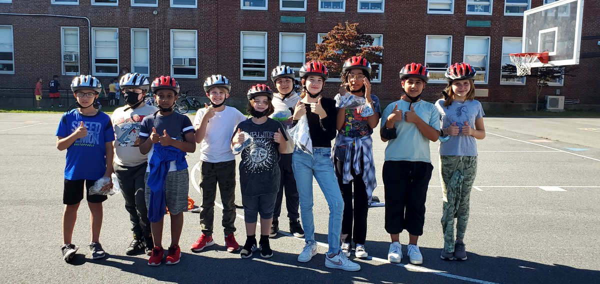 SafeRoutes_MA's tweet photo. We loved how the @DedhamRiverdale teachers stepped up to make sure the students’ new bike helmets fit properly during recent #bikesafety sessions! Reach out to #srts to schedule one! @bwglawboston @DedhamSchools @PrincipalParis @DedhamThrives @DedhamPD #ProjectKidSafe https://t.co/8XZQgRrfDt