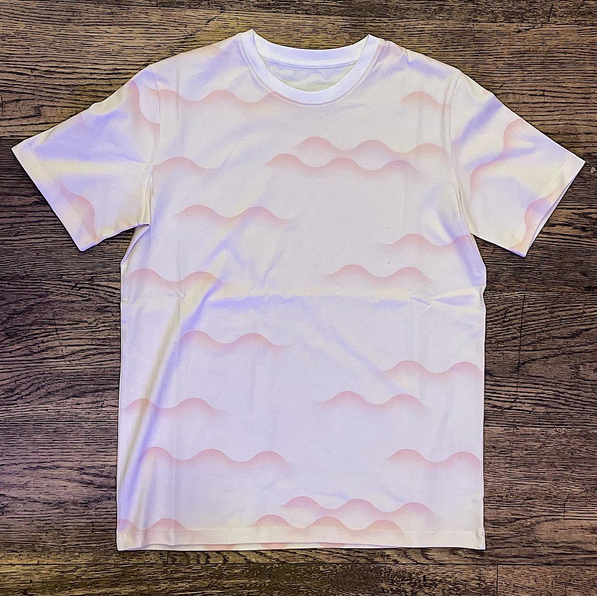 gruffingtonpost's tweet photo. New T shirts available at the gigs this week - 

@markjamesworks Seeking New Gods cloud motif design limited to 100 - held at the border for a few weeks

Crysau T cymylog ar gael o’r gigs wythnos yma 

#Tshirt #crysT #cymylau front/back https://t.co/RSEOdaY44L