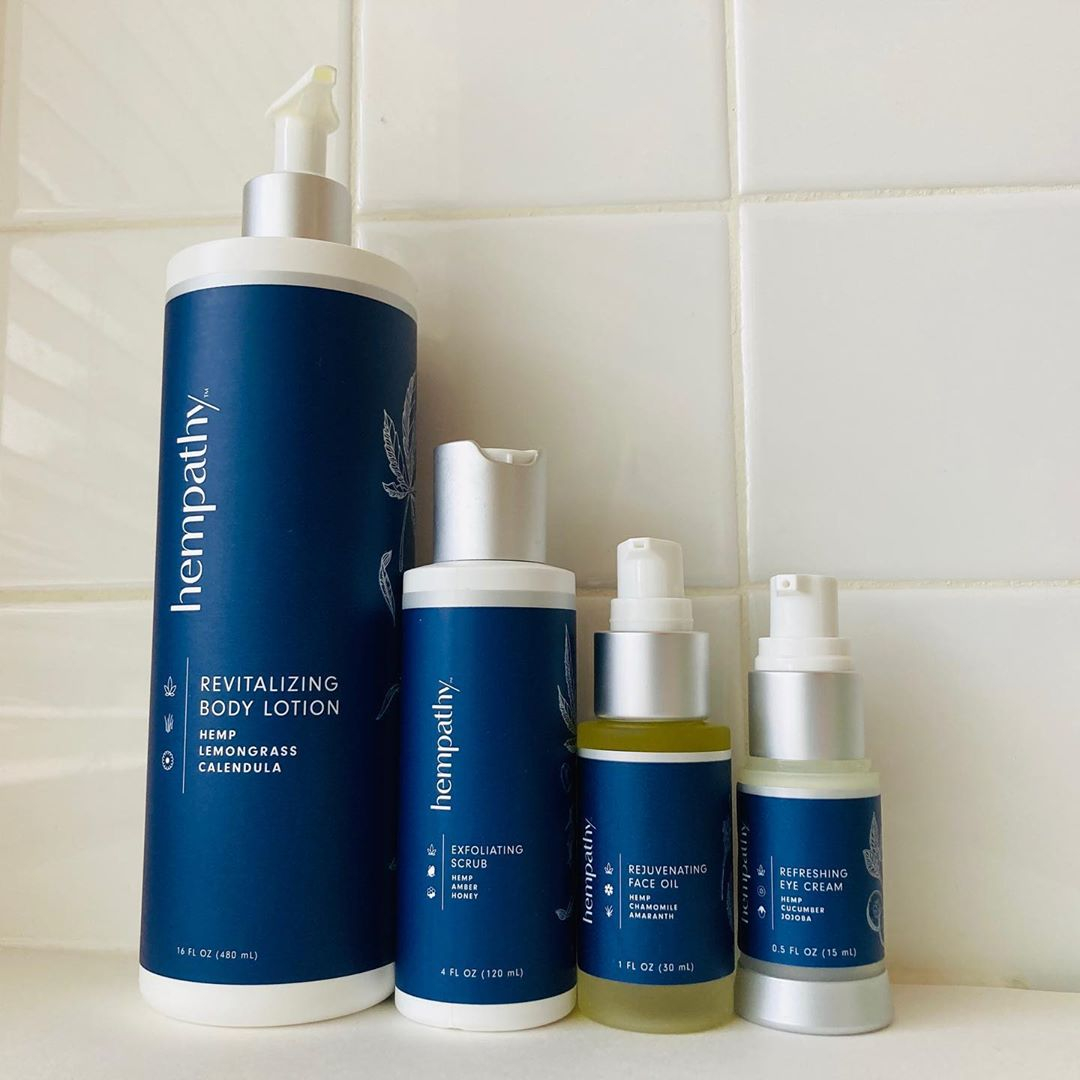 hempathyliving's tweet photo. Your #hempseedoil skincare superstar lineup - assemble! 

#naturalskincare #naturalbeauty #organicbeauty #greenskincare # https://t.co/vGl9eNxqbk