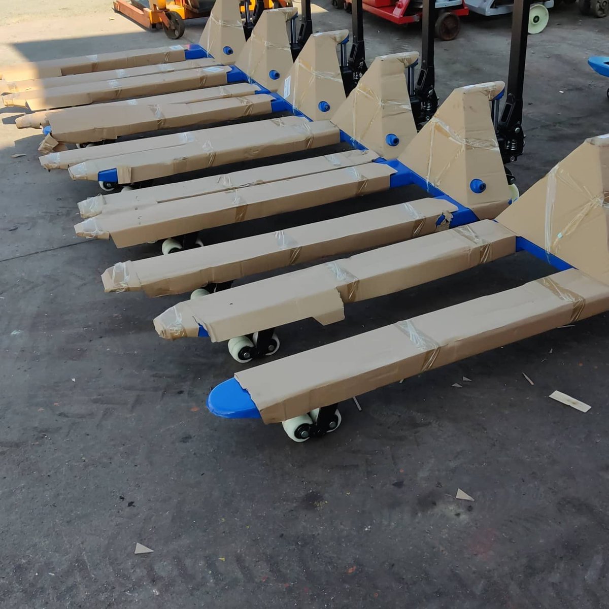 Eskiyi getirene sıfır transpalet 1300 TL.
Yetişen alıyor sınırlı sayıda olup elimizi çabuk tutalım ✌️🤗
Satış servis tamir yedek parça satışı yapılır.
Türkiye genelinde gönderim yapılır.