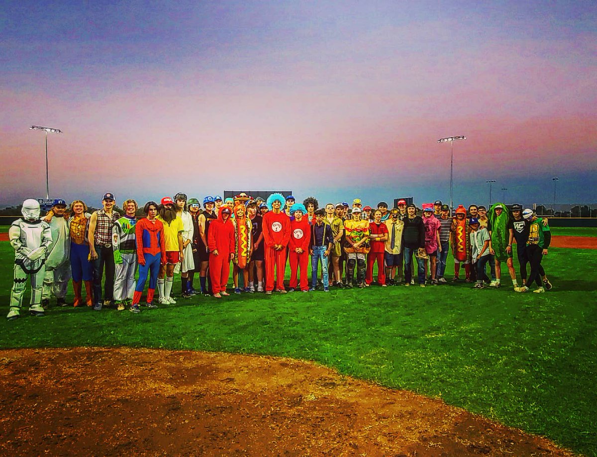 CoachO_327's tweet photo. Halloween Game '21 was a success!!!
#WCBaseball #WildcatBaseball #WillowCulture #WinningCulture #CoachO #ILoveWhatIDo https://t.co/SxRmc5np3n