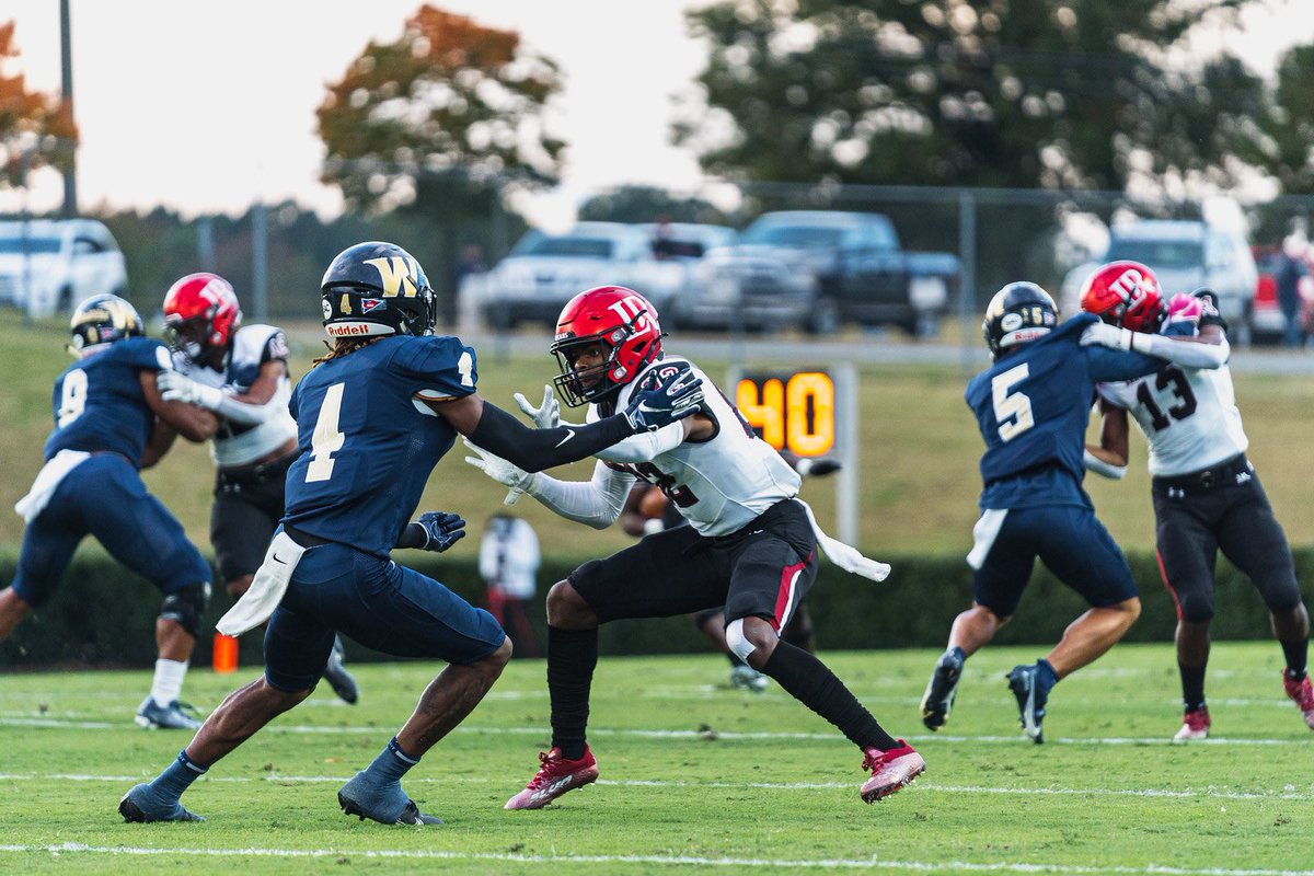 Devin Figaro tweet media