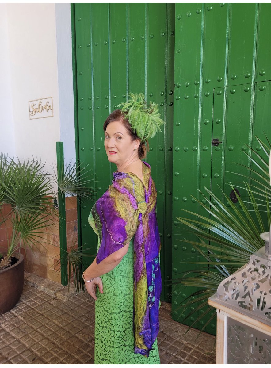 boynevalleyart's tweet photo. Silk Scarf - Purple Glory, from my Original Textile Art modelled by Karen at a wedding in Seville recently. #silkscarf #irishdesigner #giftforher #buylocal #buyirish #supportIrishcraft https://t.co/7LEsQqfG8h