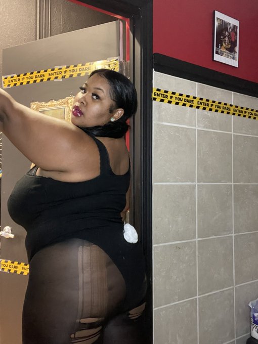 Headed to @mac10folife  AfterHours ready for round 2 https://t.co/moX6EPl7gO<a class="tags" target="_blank" title="On Twitter" href="/?out=eyJ0eXAiOiJKV1QiLCJhbGciOiJIUzUxMiJ9.eyJpYXQiOjE3MjIxMzEzNTcsImlzcyI6InR3cG9ybnN0YXJzLmNvbSIsIm5iZiI6MTcyMjEzMTM1NywiZXhwIjoxNzUzNjY3MzU3LCJyZWRpcmVjdF91cmwiOiJodHRwczovL3R3aXR0ZXIuY29tL21hYzEwZm9saWZlIn0.WOEXegdSTT7-TvDOfMzTlM6Aua2V1v6vFIxD_pqzo-4td6_dzZJs_WYVlwAiq5ePxz7J0sBFNmL6NPEDiC2d-w">@mac10folife</a>