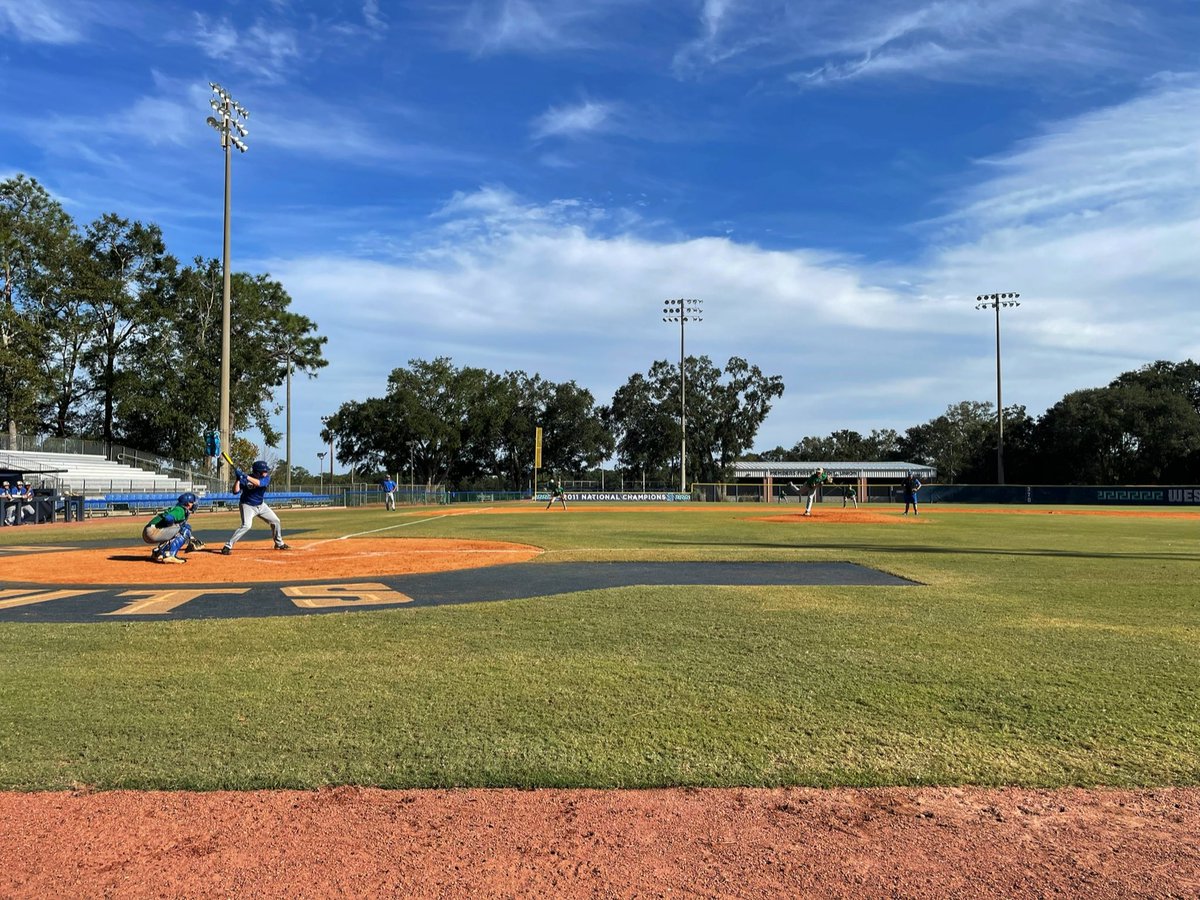 SamuelScobie77's tweet photo. Enjoying a beautiful, sunny, 72 degree Pensacola Fall day by watching @UWF_Baseball play game 2 of the Blue and Green World Series at Jim Spooner Field! 🟢 #GoGreen! 🟢

#GoArgos ⚾️ #UWFBaseball https://t.co/srvzRGP2nM