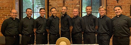 JesuitsUCS's tweet photo. The first-year #Jesuit novices of this province begin the #SpiritualExercises tomorrow, Nov. 2. Please keep them in your prayers as they continue to grow as friends in the Lord and to discern His will. #JesuitLife https://t.co/6Pt2dZXmsH