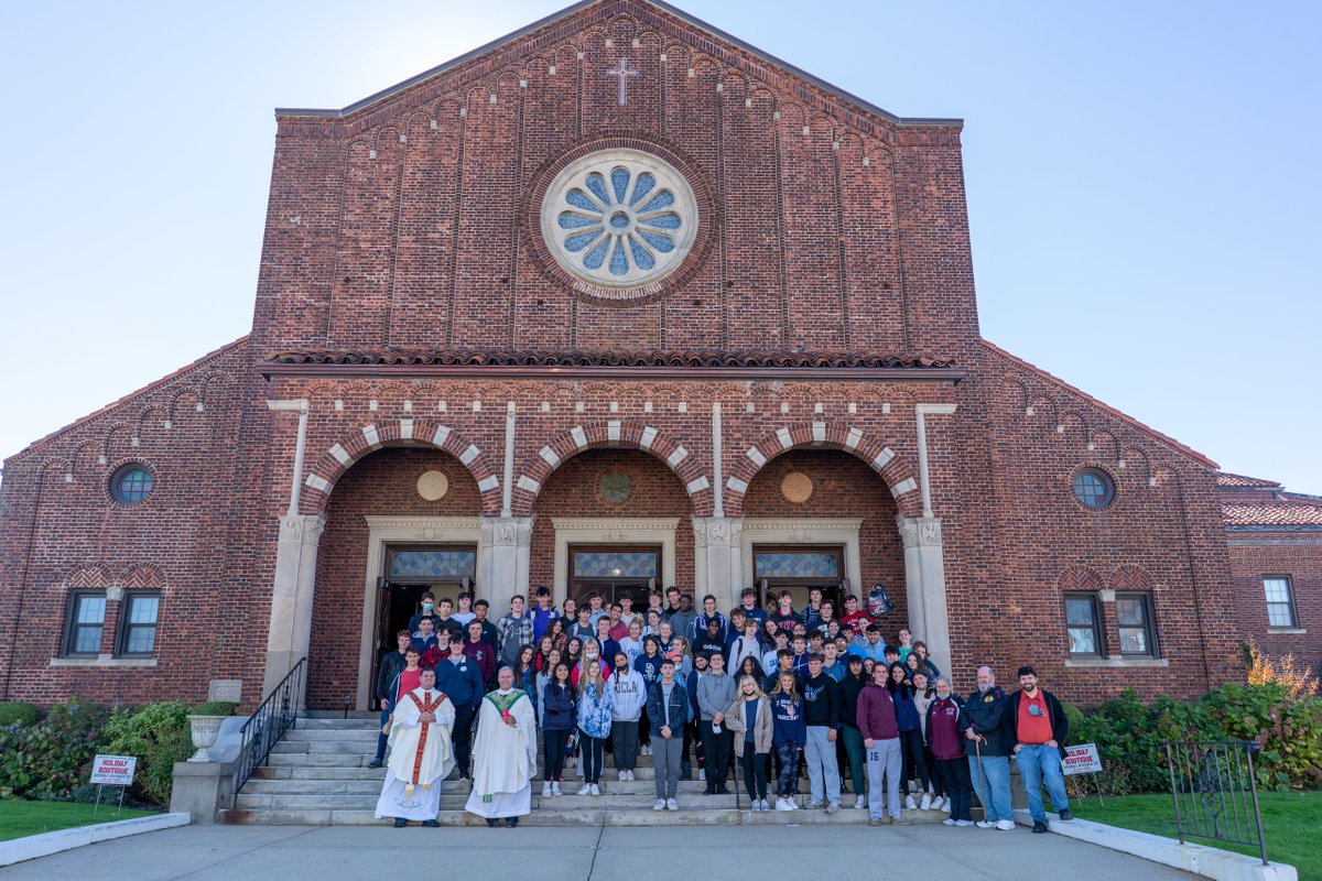 BeachCatholic's tweet photo. Special thanks to the seniors of @StDomsHS for spending a day of service at the Beach Catholic parishes and for joining Long Beach Catholic Regional School at Mass for the Solemnity of All Saints. https://t.co/NWLQCcS63F