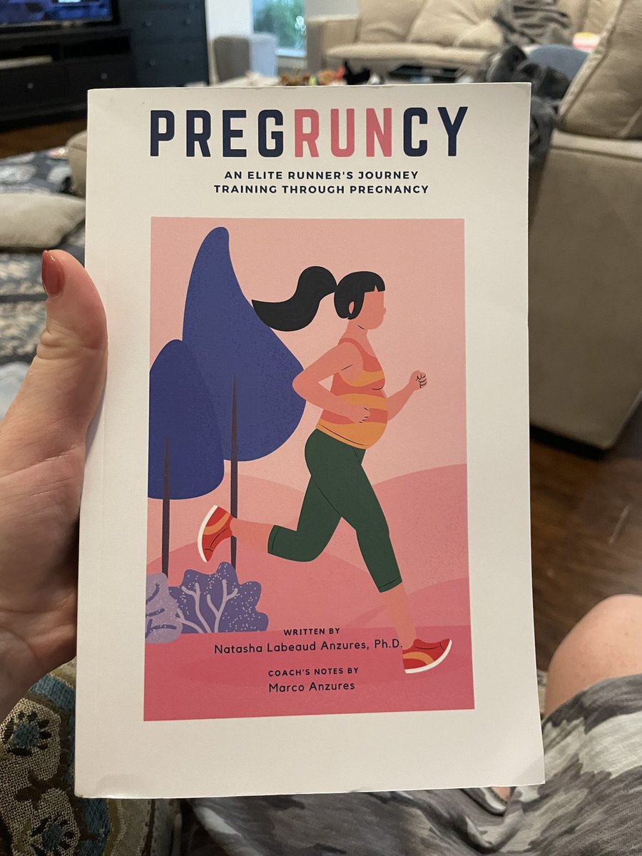 socialkelsey's tweet photo. "Who cares about a headband? I'm pushing a baby out of me!" My teammate at Georgetown @tashyrunner wrote a very honest book chronicling her training through pregnancy. @lindsaycrouse @AlysiaMontano do your thing! #pregnantrunner https://t.co/UCWH3hhPlI