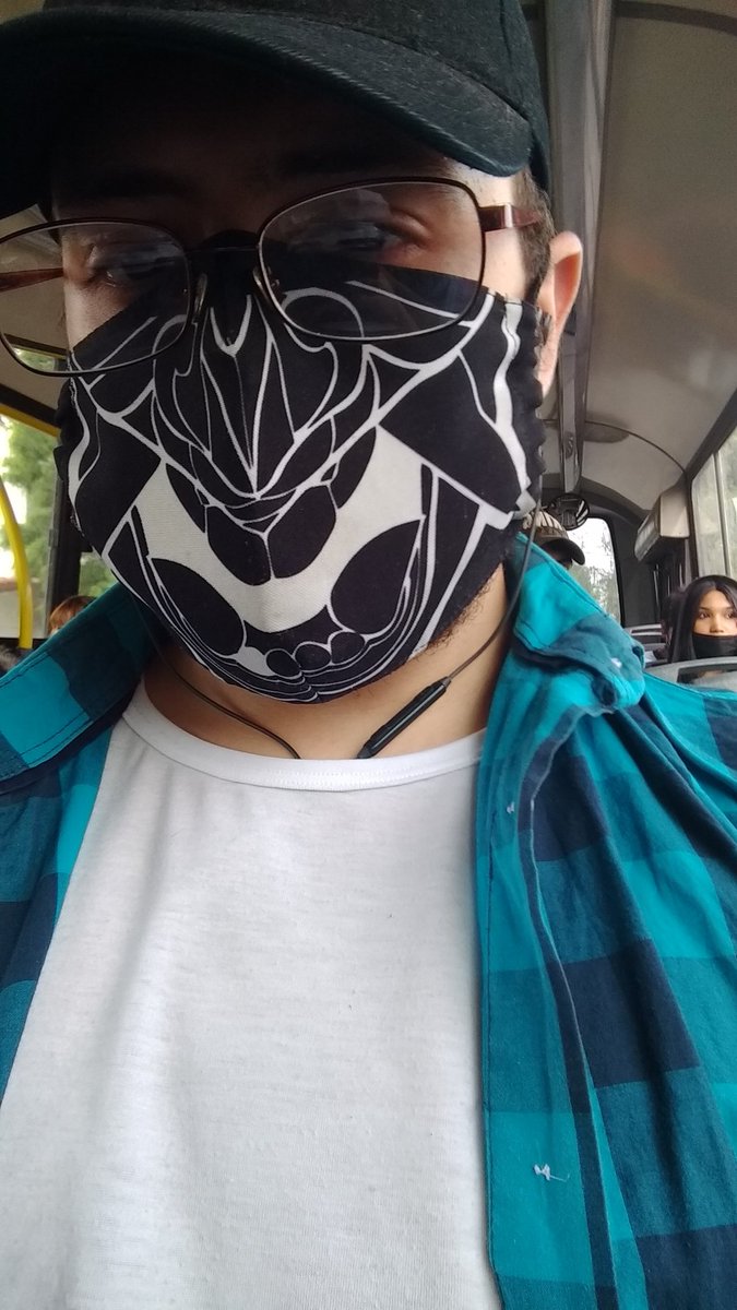 Que ganas de estar asi pero en uno de larga distancia 📉📉