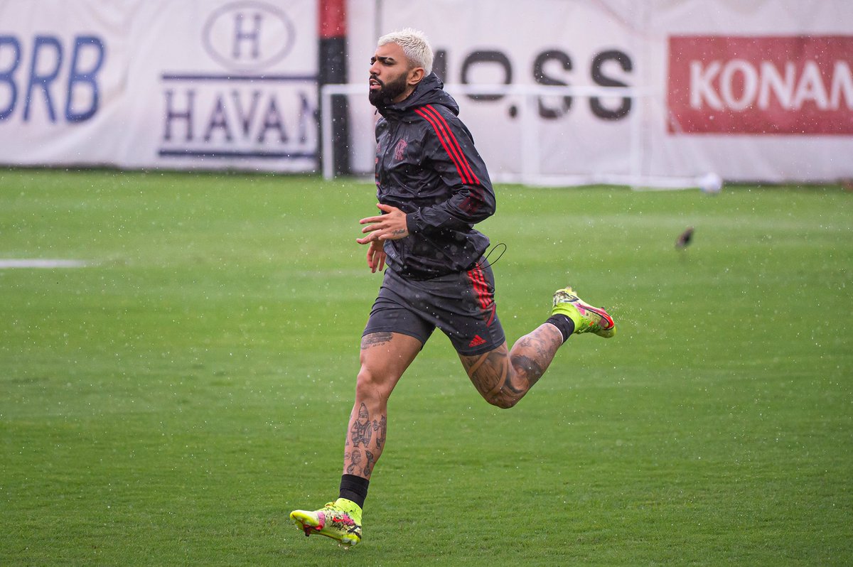 gabigol's tweet photo. Coração quente, mente fria 🦾 https://t.co/kxFx1P8ikd