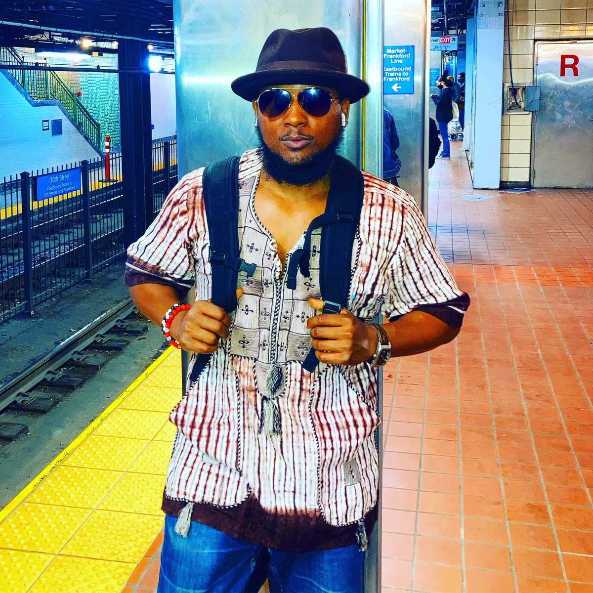 KeonGerow's tweet photo. Even if you are not ready for the day, it can not always be night! #thesonisout🔥 #abrandnewseason #readyforwhatsnext #takingnoprisoners #applyingpressure https://t.co/DT5374IYUP