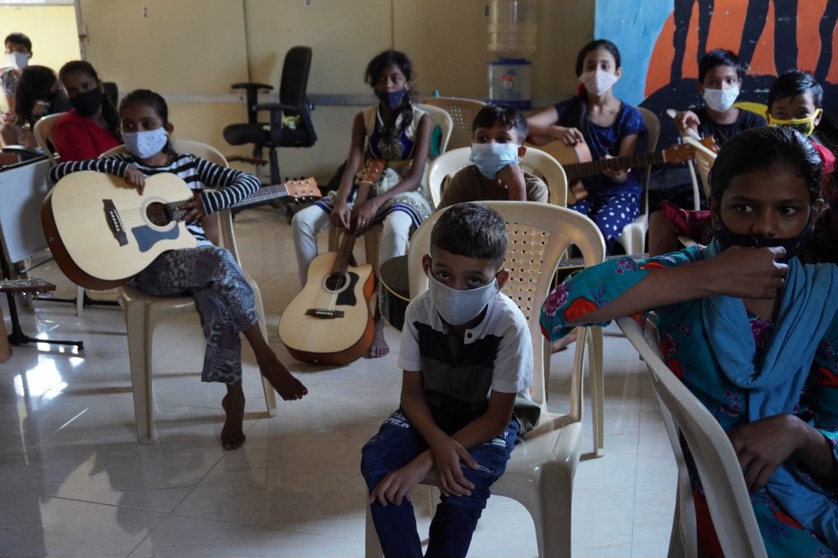 Music Heals Int. tweet media