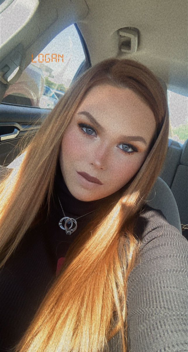 loganmichelle15's tweet photo. like kim possible says, what’s the sitch? #halloween2021 https://t.co/Xc52ziQY13