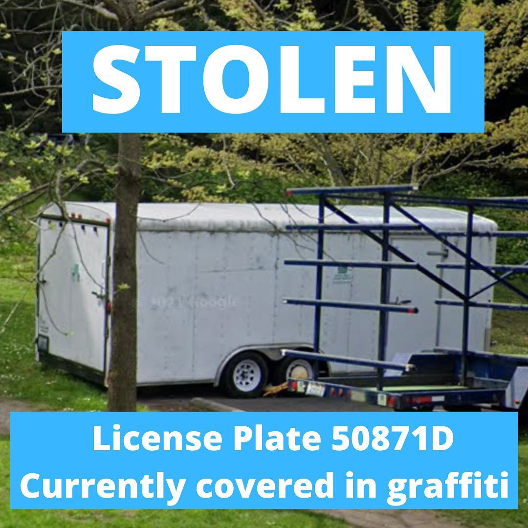 GreenLakeCrew's tweet photo. This box trailer was stolen this weekend from Green Lake. It contained all the cables and buoys for our race course. 🥲 This is an old photo; the trailer is currently covered in graffiti. License plate # 50871D. If you spot it or any contents, please call 206-684-4074. https://t.co/5jTzyrEGyj