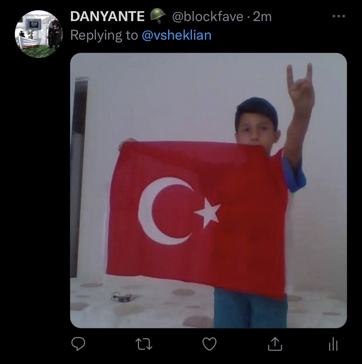 blockfave's tweet photo. LMFAOOOO https://t.co/IfY6RN8yKq