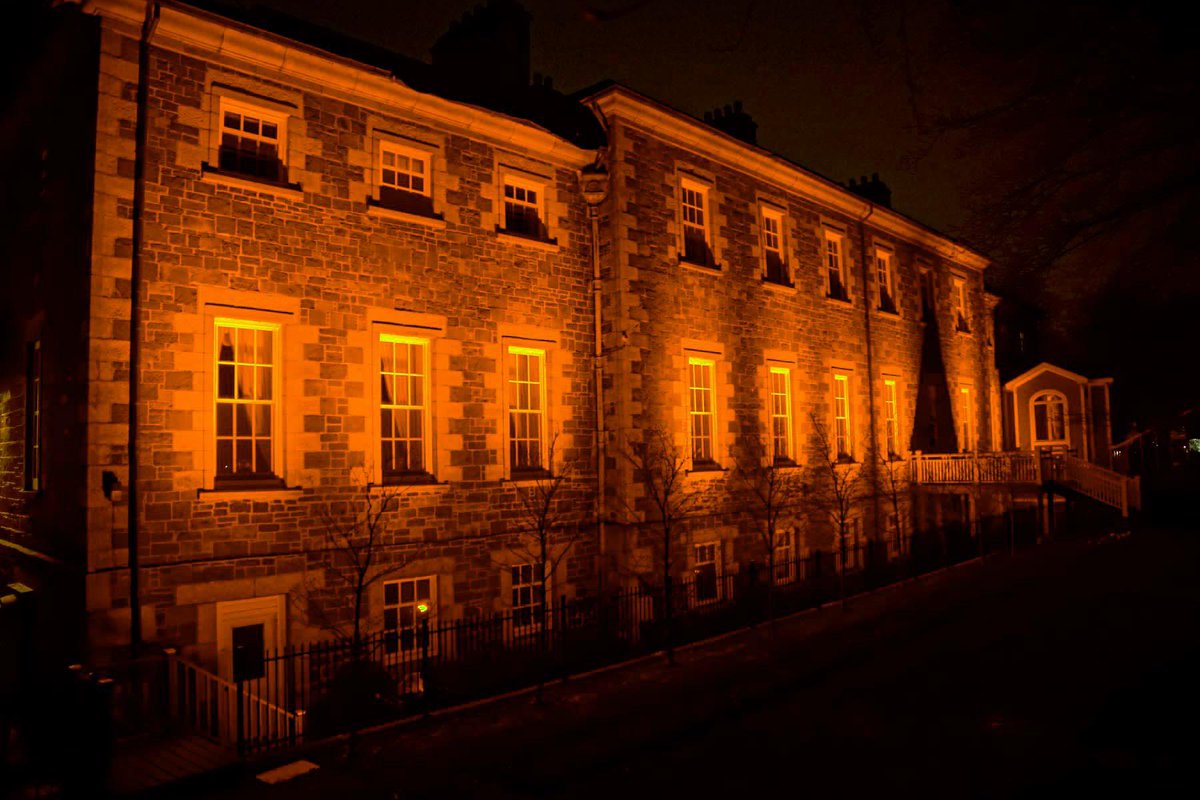 judy_foote's tweet photo. GH is glowing orange in recognition of Complex Regional Pain Syndrome Day (CRPS) supported by @CRPSOrangeDay. An annual event held the 1st Mon of Nov to raise awareness of CRPS, also known as Reflex Sympathetic Dystrophy. CRPS is a chronic pain condition. #CRPSORANGEDAY https://t.co/9WJtNXJysV